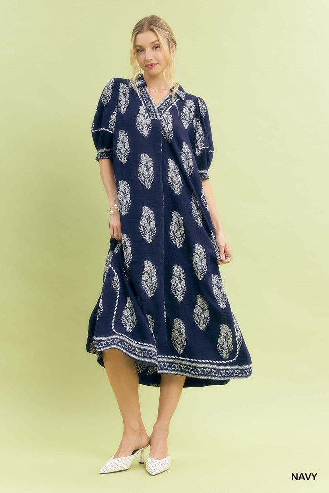 BOARDER PRINT COLLARED DRESS