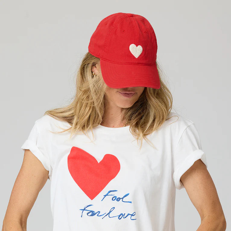 KR IMPERFECT CHENILLE HEART HAT